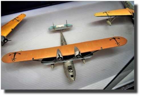 Consolidated P2Y. Scratch built in metal by Rojas Bazan. 1:40 scale. Museo Naval de la Nación. Built in 1984. Consolidated P2Y. Scratch built in metal by Rojas Bazan. 1:40 scale. Museo Naval de la Nación. Built in 1984.